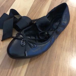 Michael Kors Ballet lace up flats